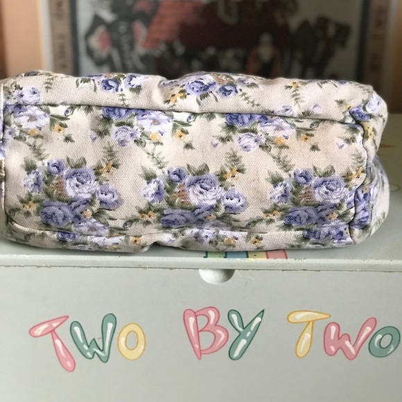 Blue Swiss Roses Small Handbag - Picture 7 of 8